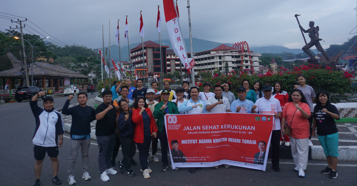 Rektor IAKN Toraja Gelar Jalan Santai Kerukunan Umat Beragama: Tana Toraja Diharapkan Jadi Pilot Project Nasional